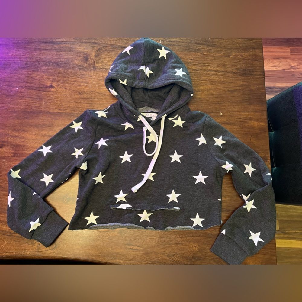 Reflex Black Star Pullover Hoodie cropped size large